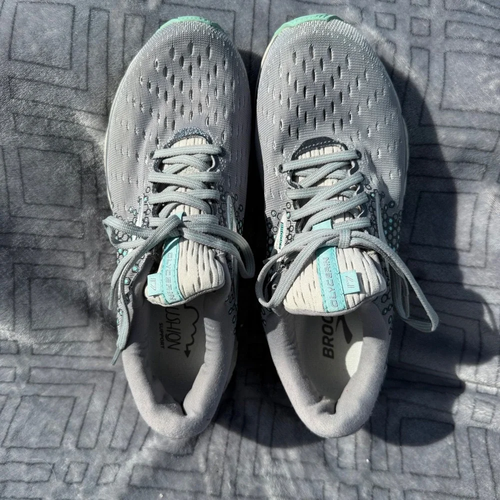 Brooks Glycerin 17 Grey Mint Running Shoes Womens 9.5 Wide D 1202831D070